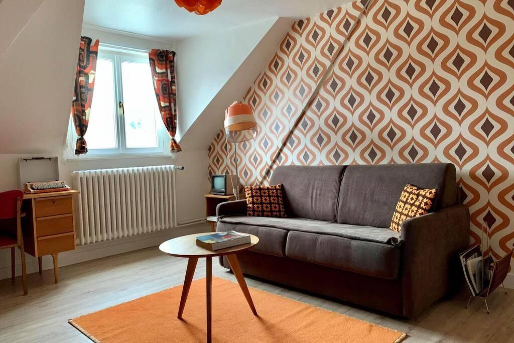 Appartement Vintage Avec Vue Sur Le Chateau 피에르퐁 외부 사진