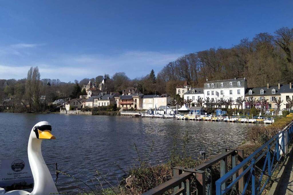 Appartement Vintage Avec Vue Sur Le Chateau 피에르퐁 외부 사진